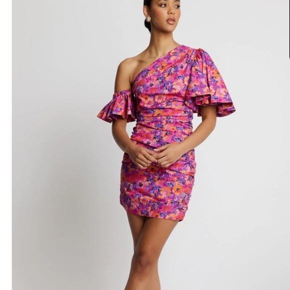 NWT Sofia the Label Willow Ruched One Shoulder Mini Dress - Floral - Size 6 - Picture 3 of 15